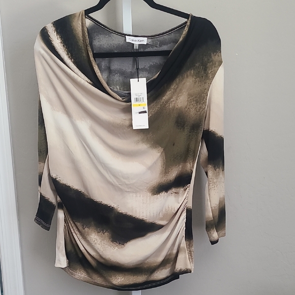 Calvin Klein Tops - Calvin Klein Cream Asymmetrical 3/4 Sleeve Blouse Woman Size M